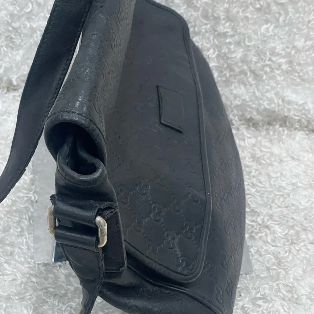 Gucci Guccissima Black Leather Messenger Bag